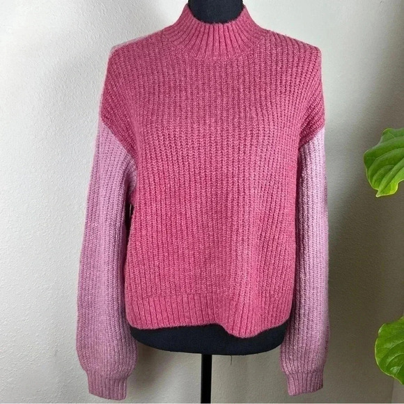 Van’s Women’s Pullover Sweater Jumper Comfortable Fit Size Medium Pink - Picture 1 of 12